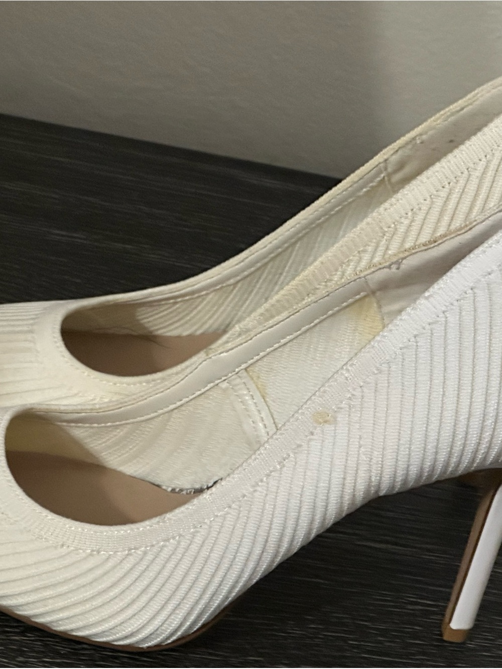 Mi Cream Pointed-Toe Ribbed Pump Heels - Picture 3 of 5